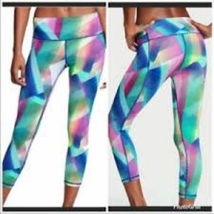 Victoria’s Secret VSX Sport Capri Multi Colored Leggings Small EUC